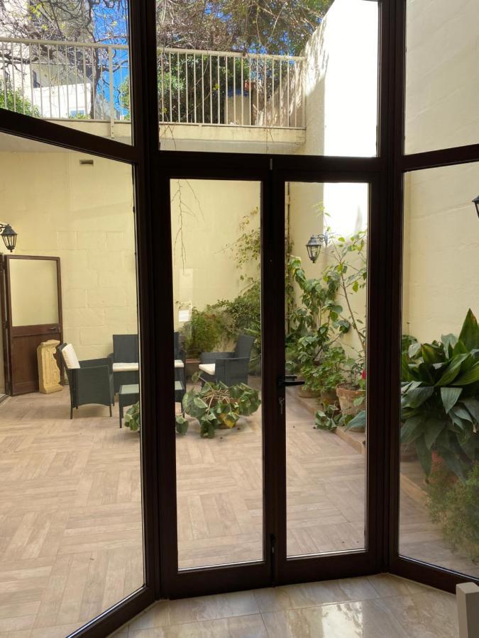 Magical Casalgo House Apartment Victoria Exterior photo